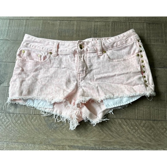 Victoria's Secret Pants - VTG Y2K Victoria's Secret PINK women's pink leopard print studded denim shorts 8